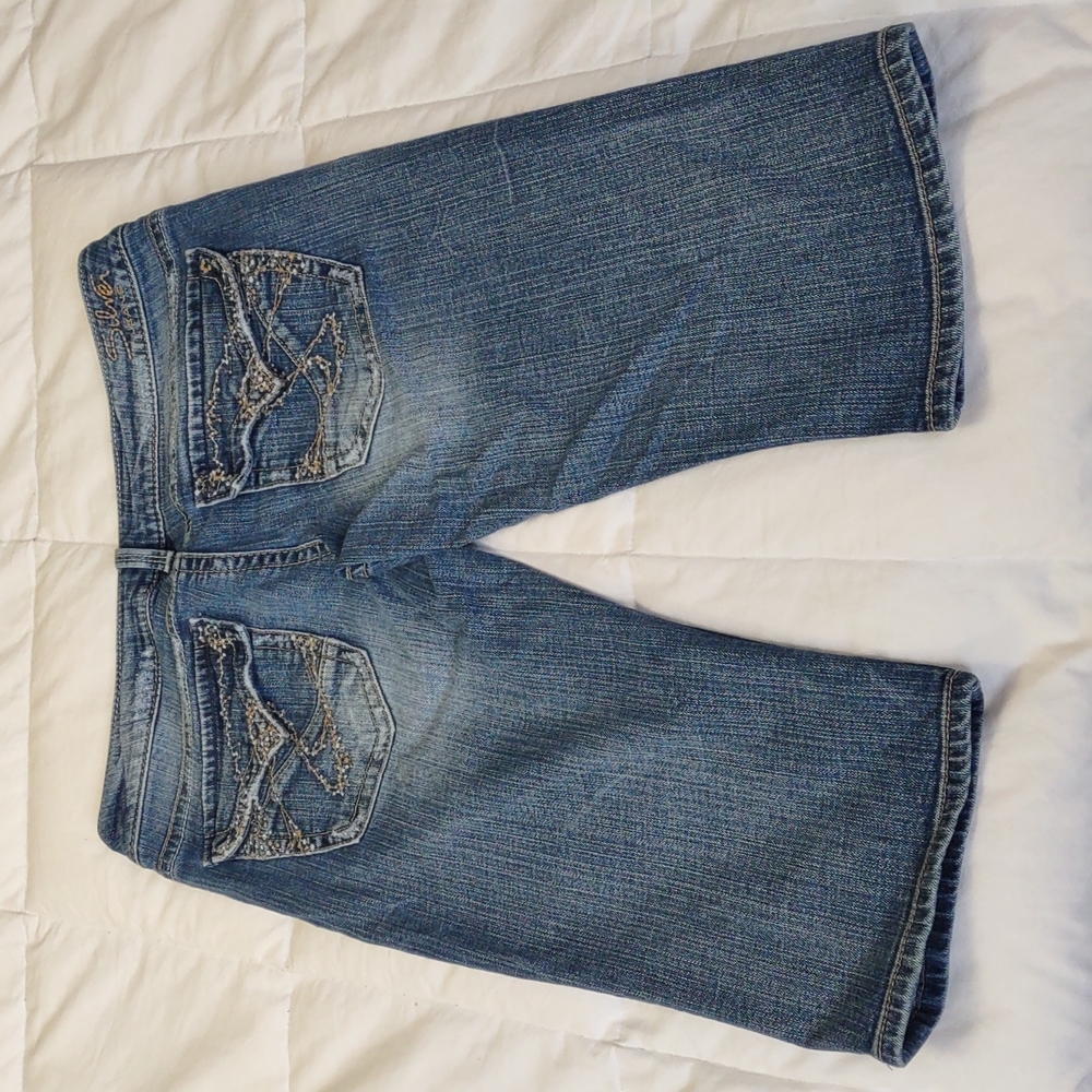 Capris - Picture 2 of 2